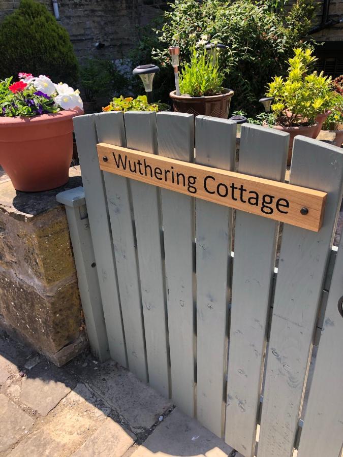 Wuthering - Central, Stylish, Cosy, Comfy Ferienhaus Haworth