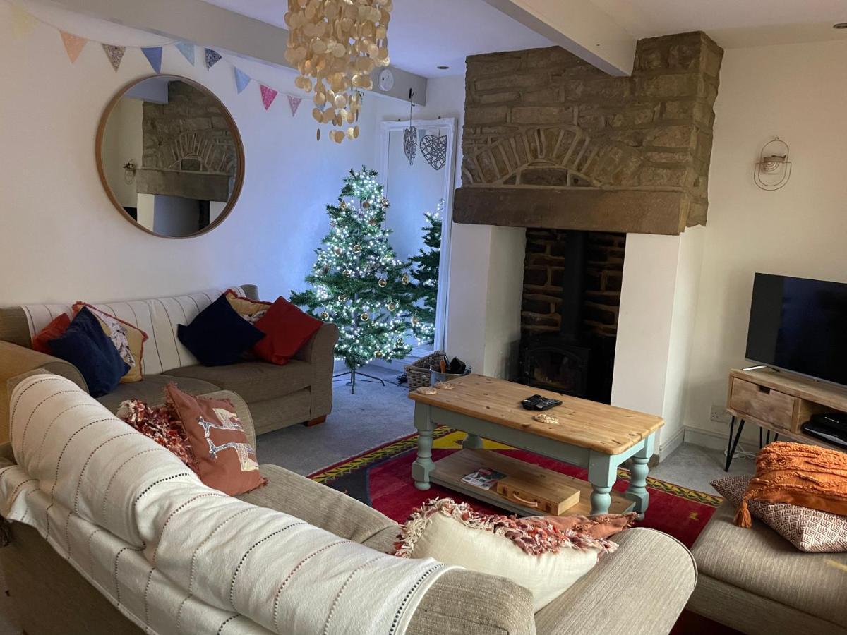Wuthering - Central, Stylish, Cosy, Comfy Ferienhaus *