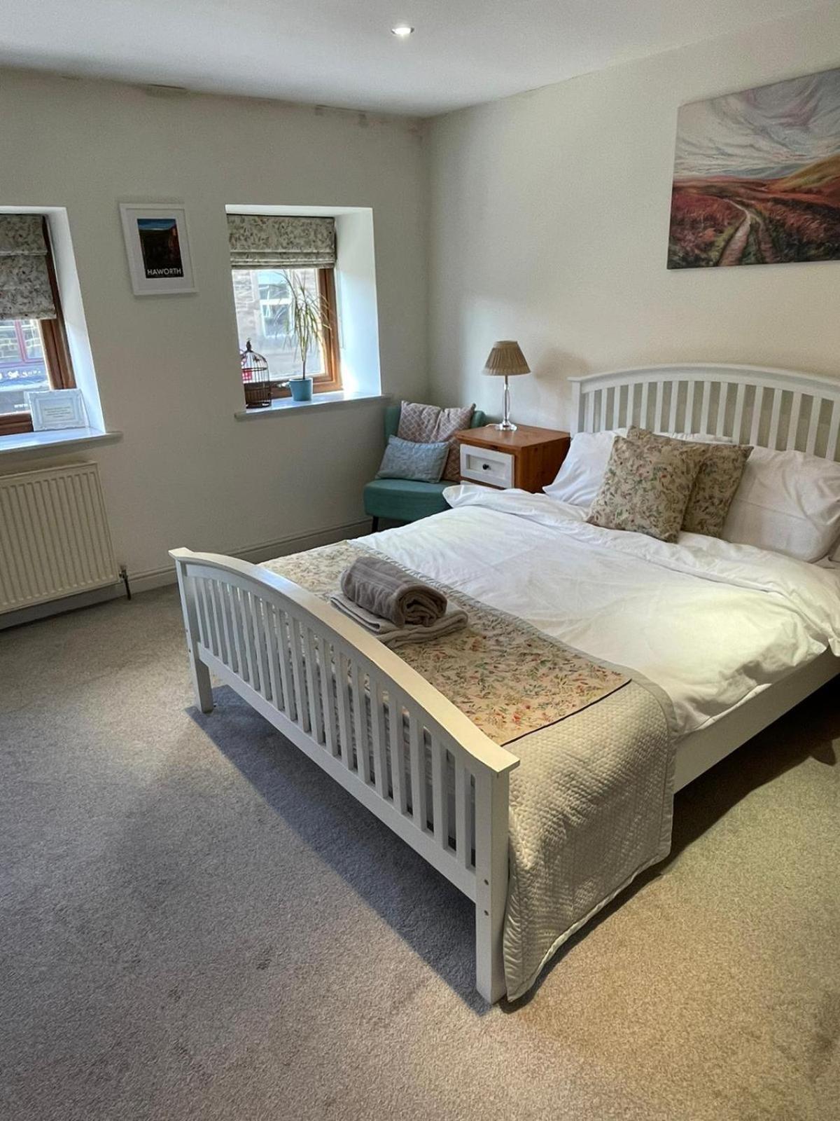 Wuthering - Central, Stylish, Cosy, Comfy Ferienhaus Haworth